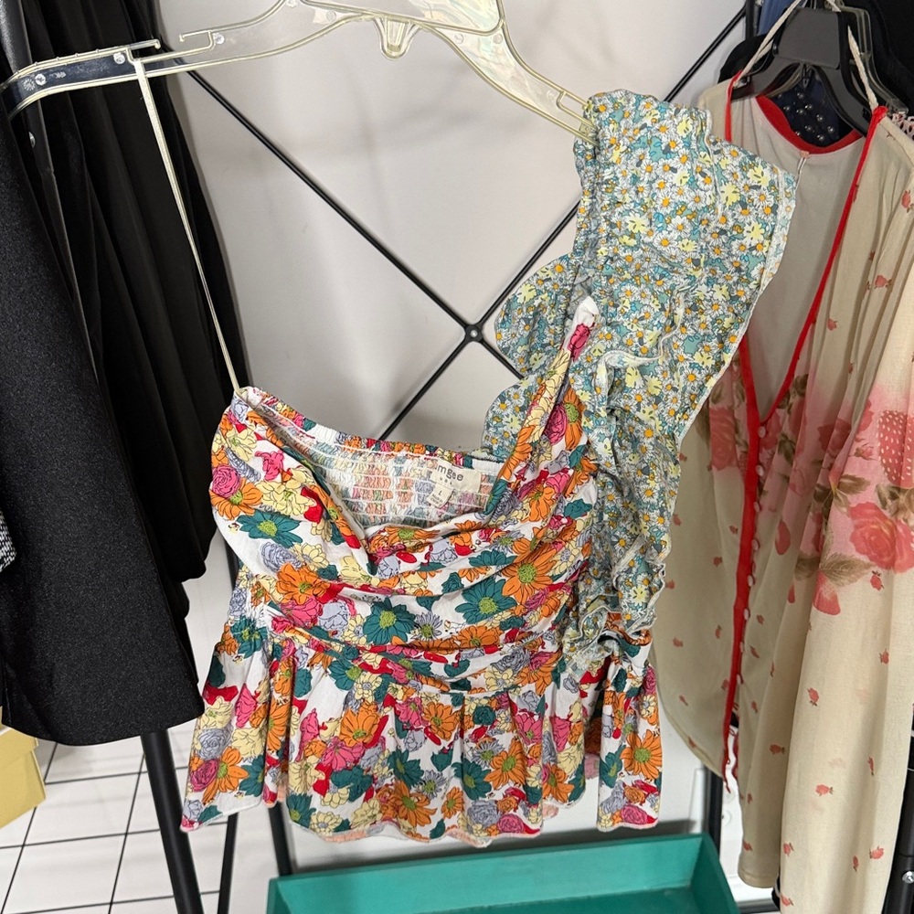 Umgee Top One Shoulder